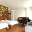 Vatica Hotel Fuyang Linquan Tenghui International City Branch