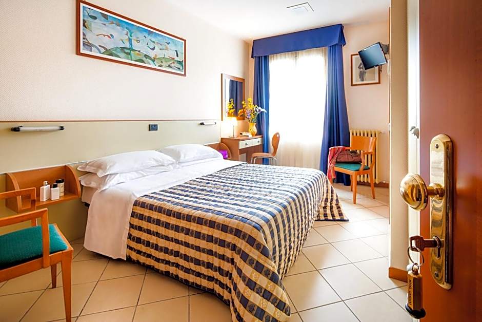 Hotel Candido