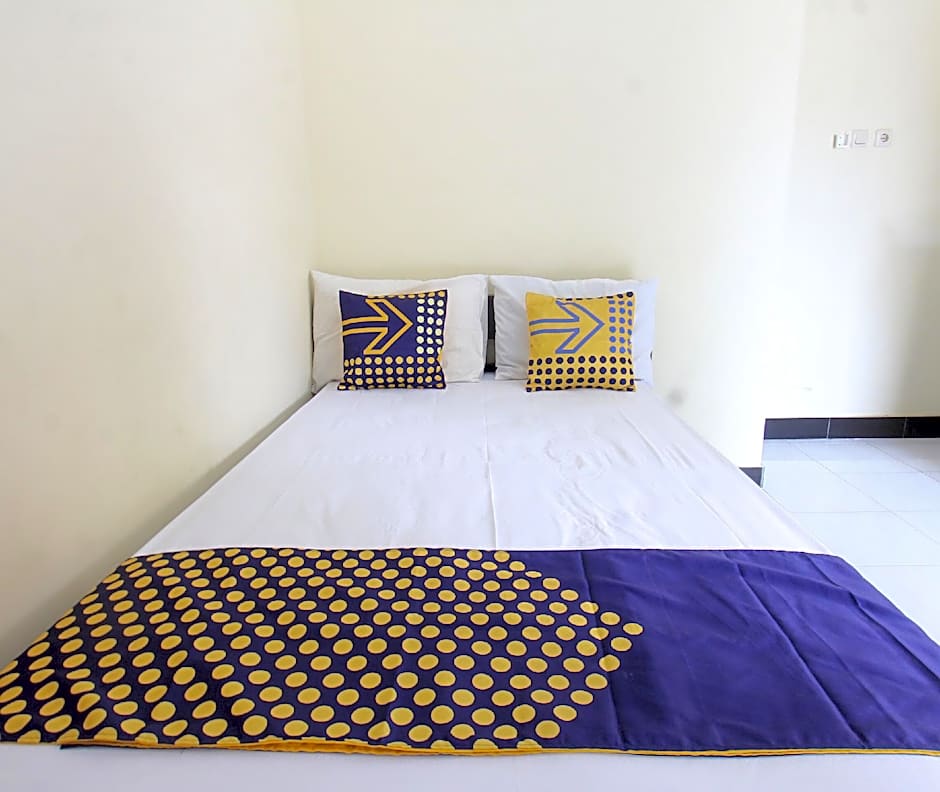 OYO Life 93155 Wisma Sarah