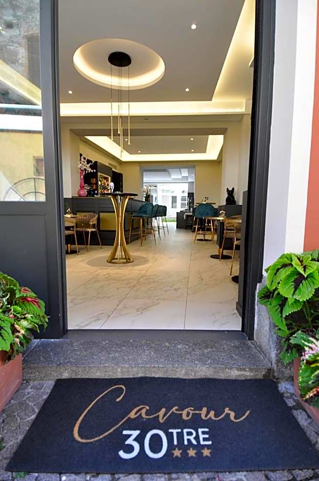 Cavour 30TRE - Hotel Moderno
