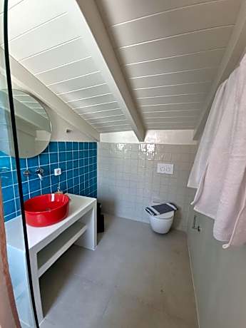 Apartment with Mountain View