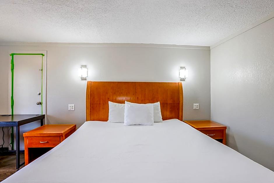 Cozy Garden Inn By OYO Hwy 40 Richmond
