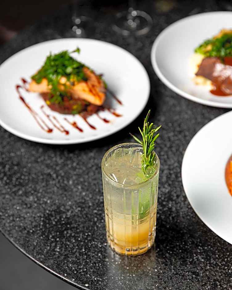 The Draper New York, Tapestry Collection by Hilton