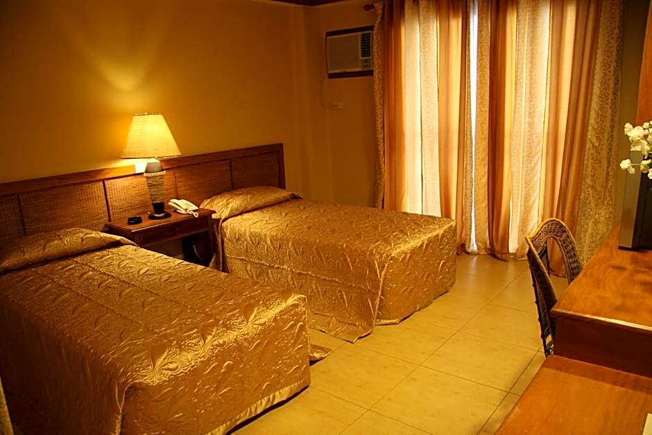 Photo 1 of 9 of Executive Suite