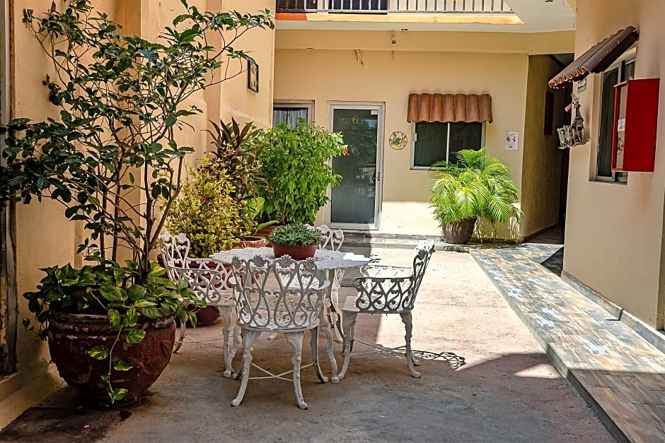 OYO Hotel Cabo Del Sur