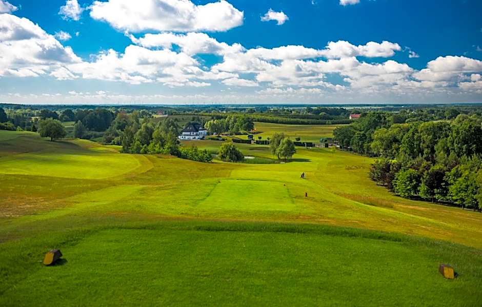 Binowo Park Golf Garden Rooms