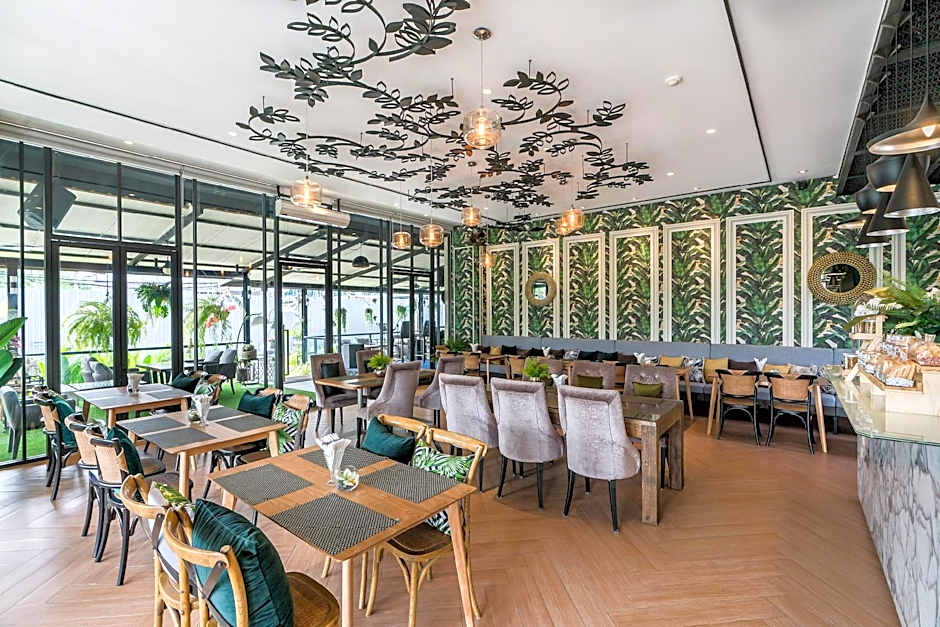 The Siamese Hotel Pattaya by PCL