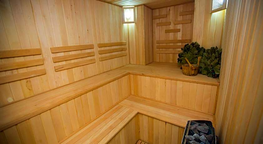 Parkway inn Hotel and Spa