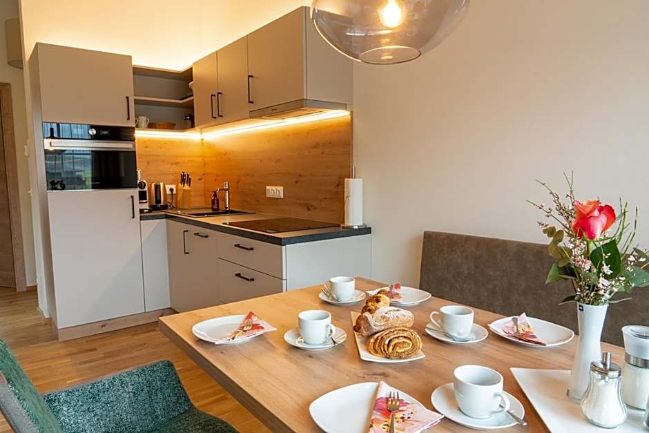 Bauernhofhotel "die Unterbergerin" - Zimmer mit Frühstück und Ferienwohnungen in Gastein mit GRATIS Thermeneintritt