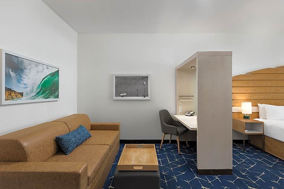 SpringHill Suites by Marriott Oceanside Beach