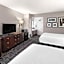 La Quinta Inn & Suites by Wyndham Sheboygan