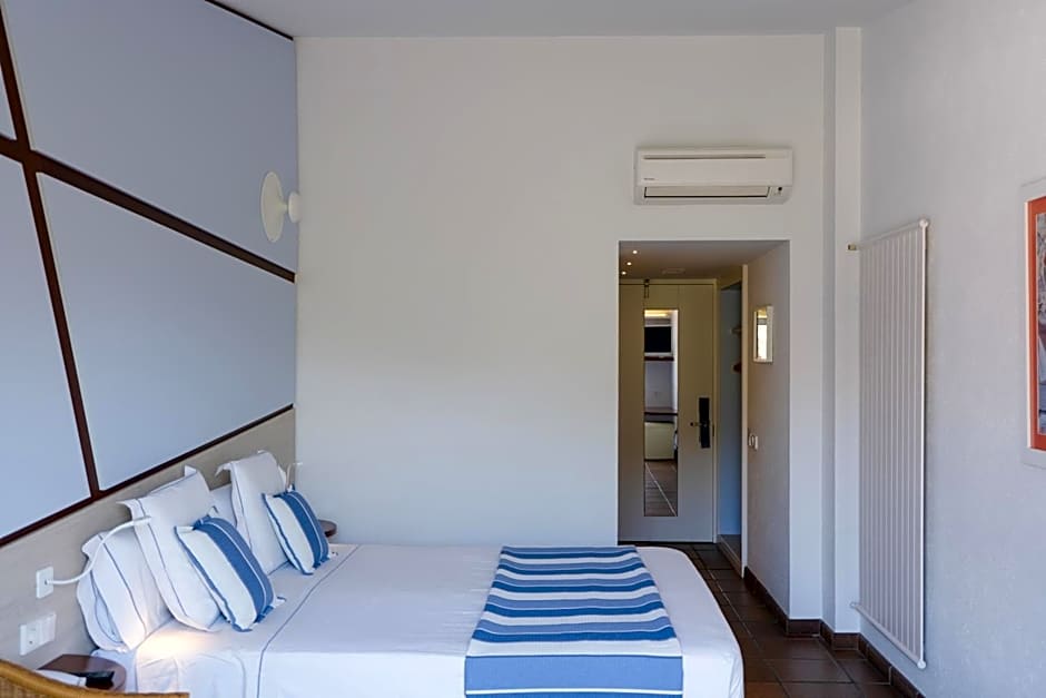 Hotel Blaumar Cadaqués by Fimedhotels