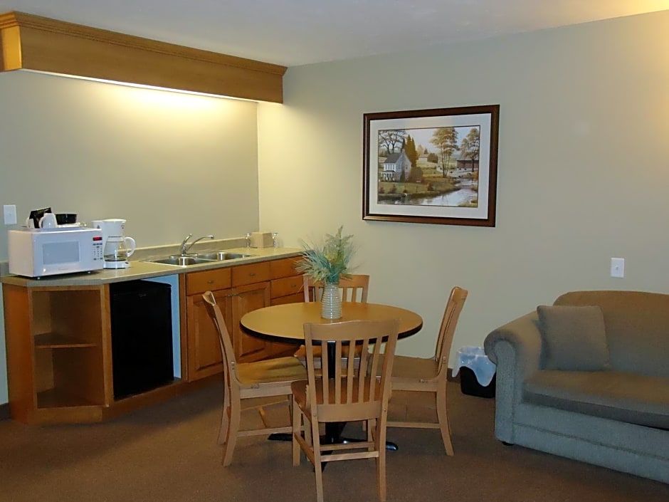 Auberge Bouctouche Inn & Suites