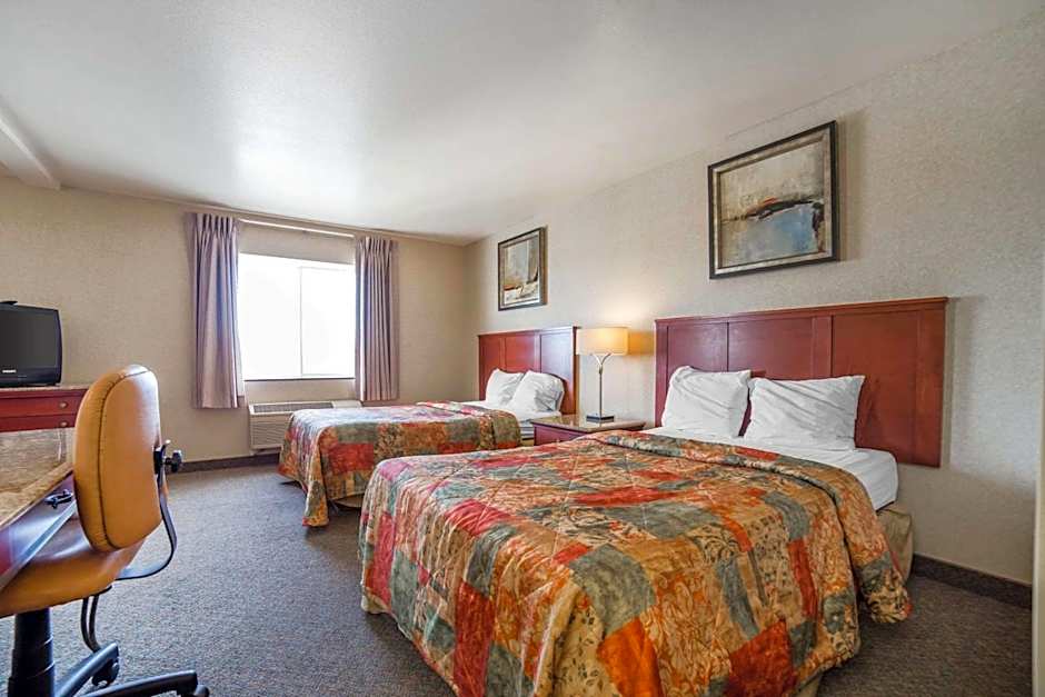 Rodeway Inn & Suites