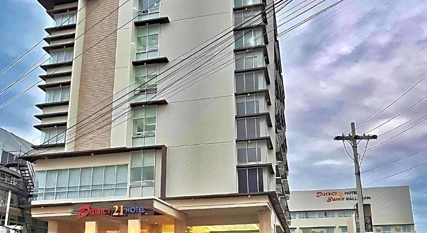District 21 Hotel