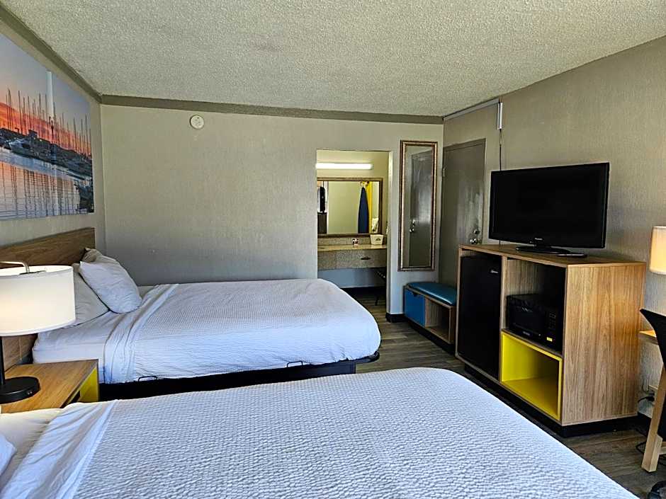 Days Inn by Wyndham Washington