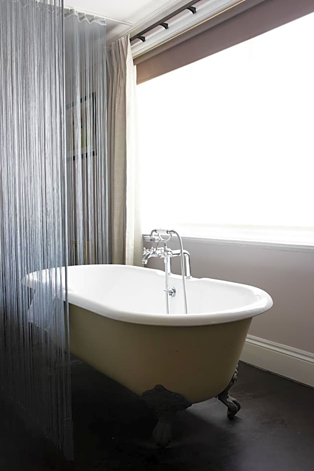 The Olde Bell, BW Signature Collection