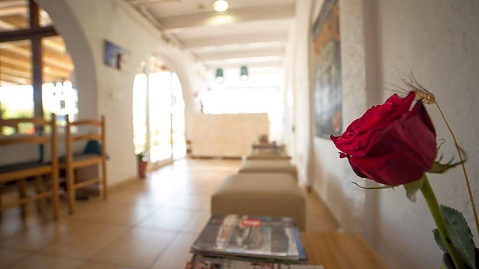 Casa Del Mar Hotel & Apartaments