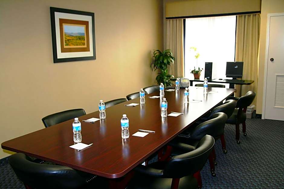 Hampton Inn By Hilton Mount Airy
