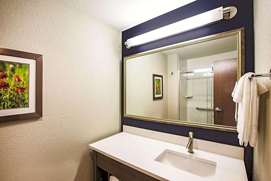 La Quinta by Wyndham Wichita Northeast