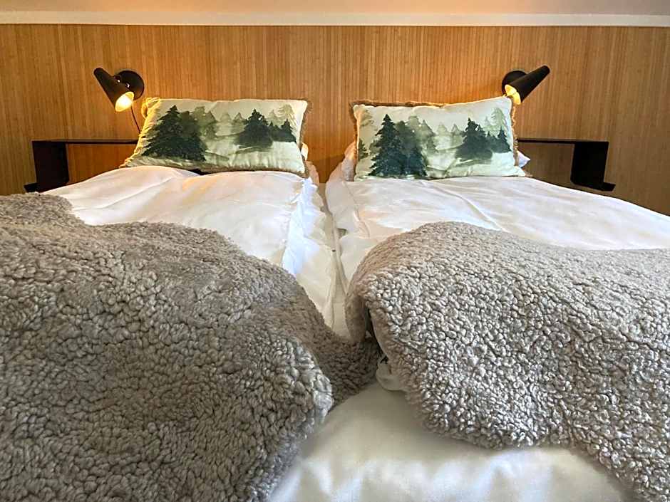 Breidablikk Guesthouse