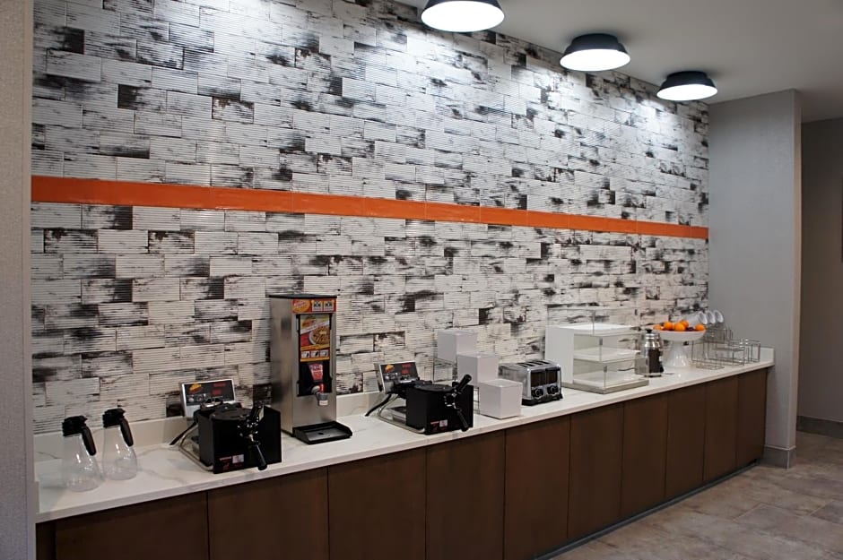 La Quinta Inn & Suites by Wyndham Oxford