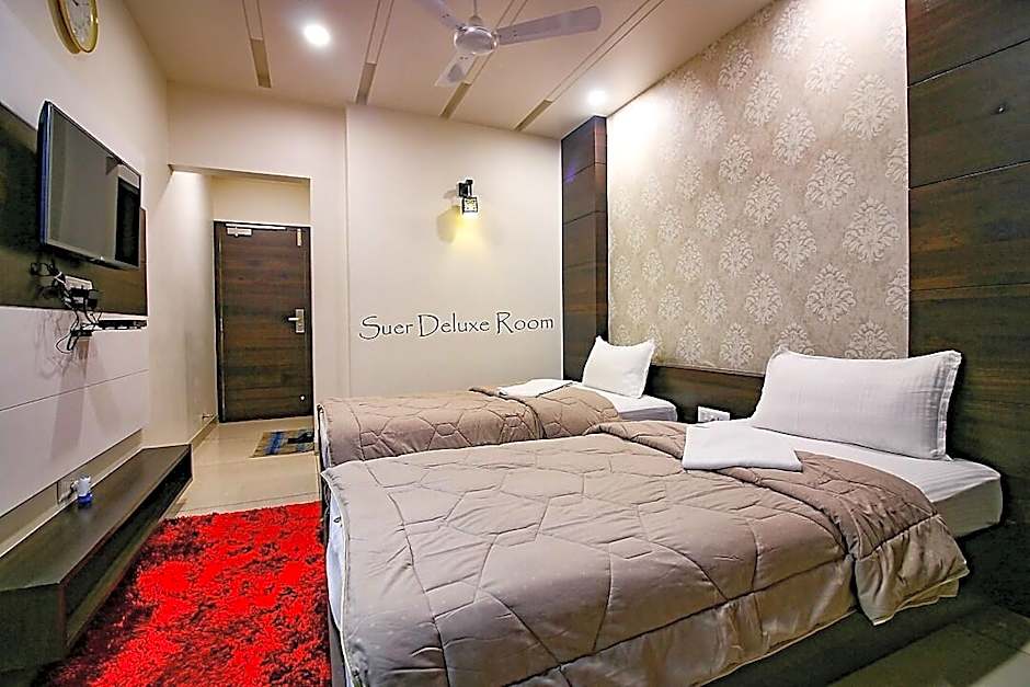 Hotel Midtown, Vadodara