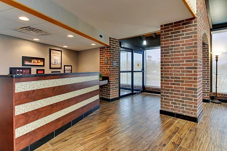 Drury Inn and Suites Poplar Bluff