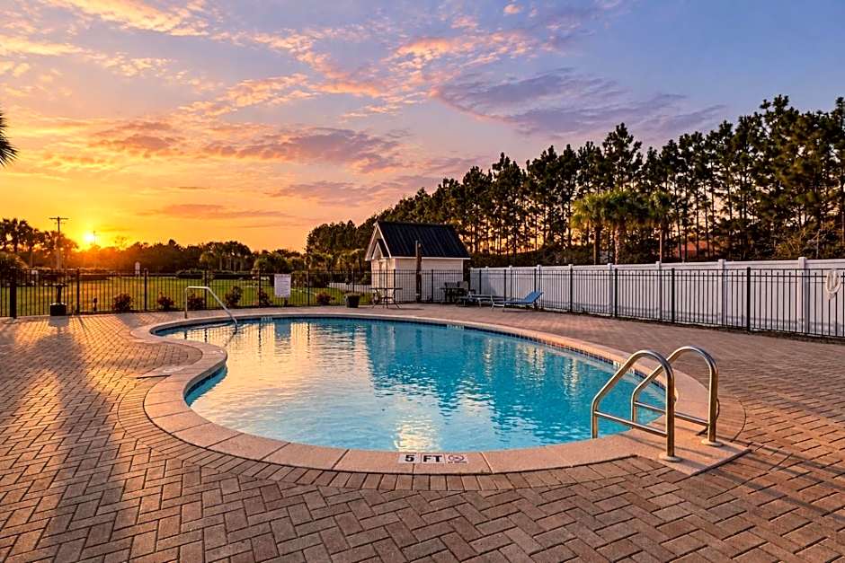 30-A Inn & Suites