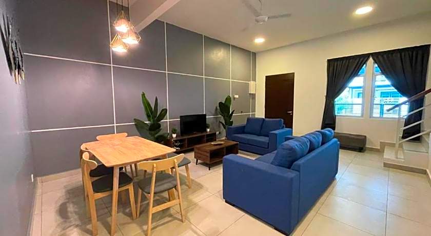 Dreamscape Apartment @ Golden Hills