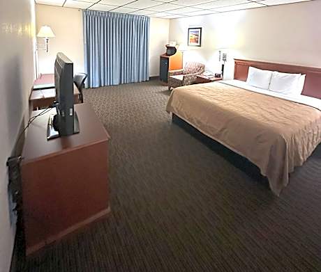 1 King Bed, Nonsmoking
