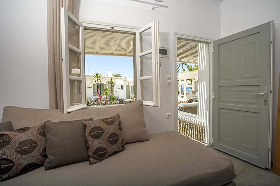 Agia Anna Beachfront Boutique