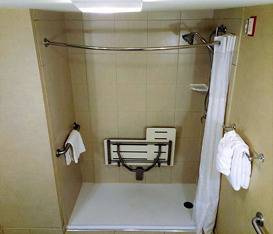 Holiday Inn Express Baltimore BWI Airport West By IHG