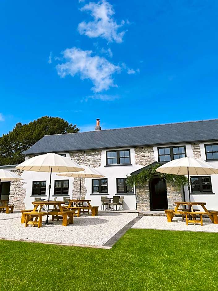 The White Lion Cowbridge