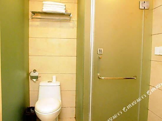 Roz Art Hotel (Ningbo Lianfeng Square Railway Station)