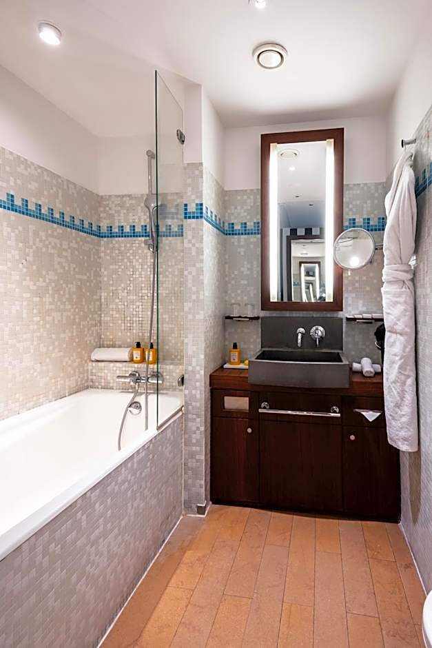 Grand Hôtel Champs-Elysées