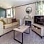 Ladera Retreat Lodges