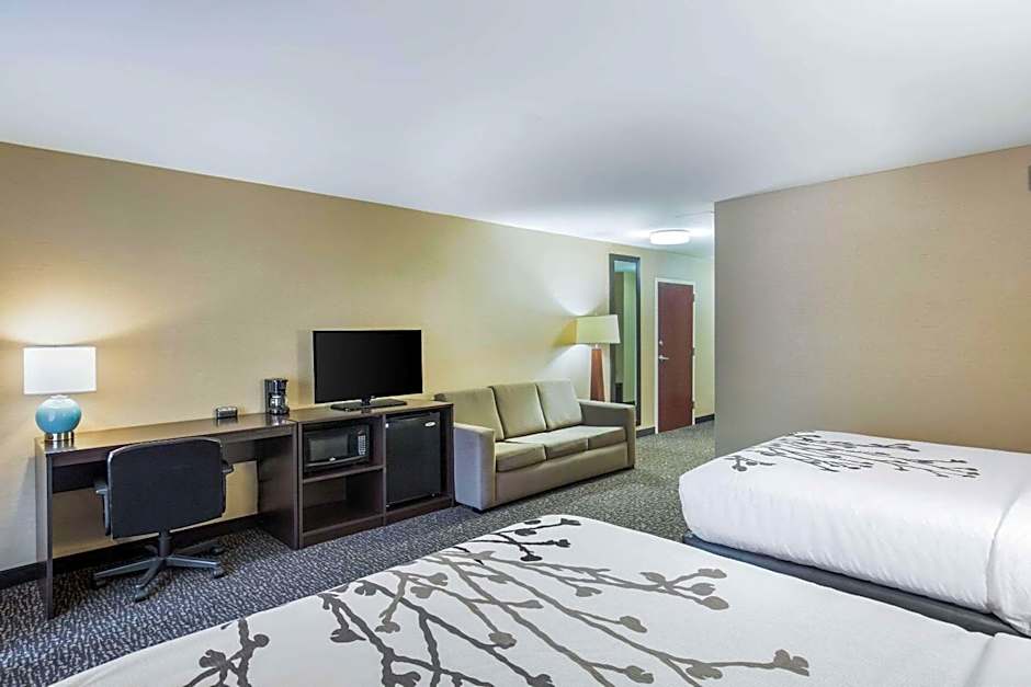 Sleep Inn & Suites Dunmore