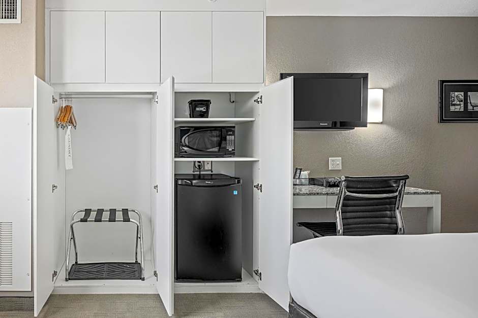 Home Inn Medicine Hat