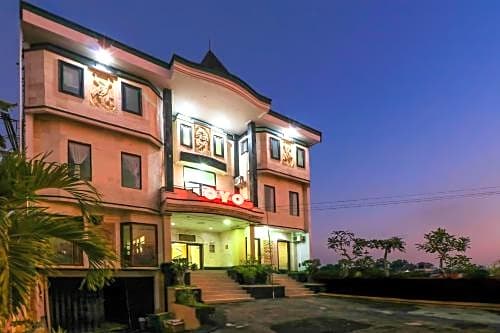 OYO 1054 Bayak Bali Hotel