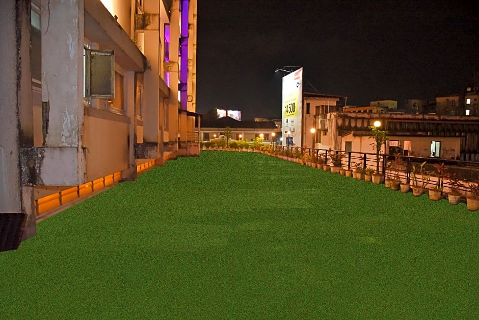 Hotel Poonja International