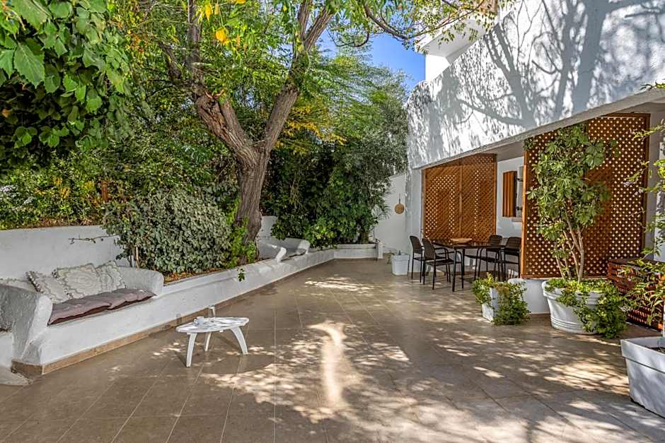 Edem Garden Residence by Estia