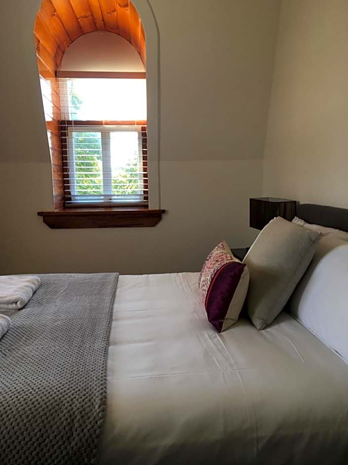 Grand Hotel Healesville