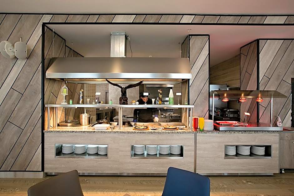 Royal Grand Hotel and Spa - All Inclusive and Free beach accsess