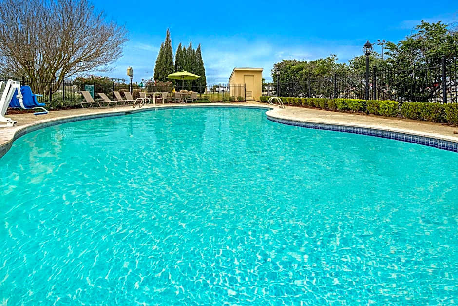 La Quinta Inn & Suites by Wyndham Baton Rouge Siegen Lane