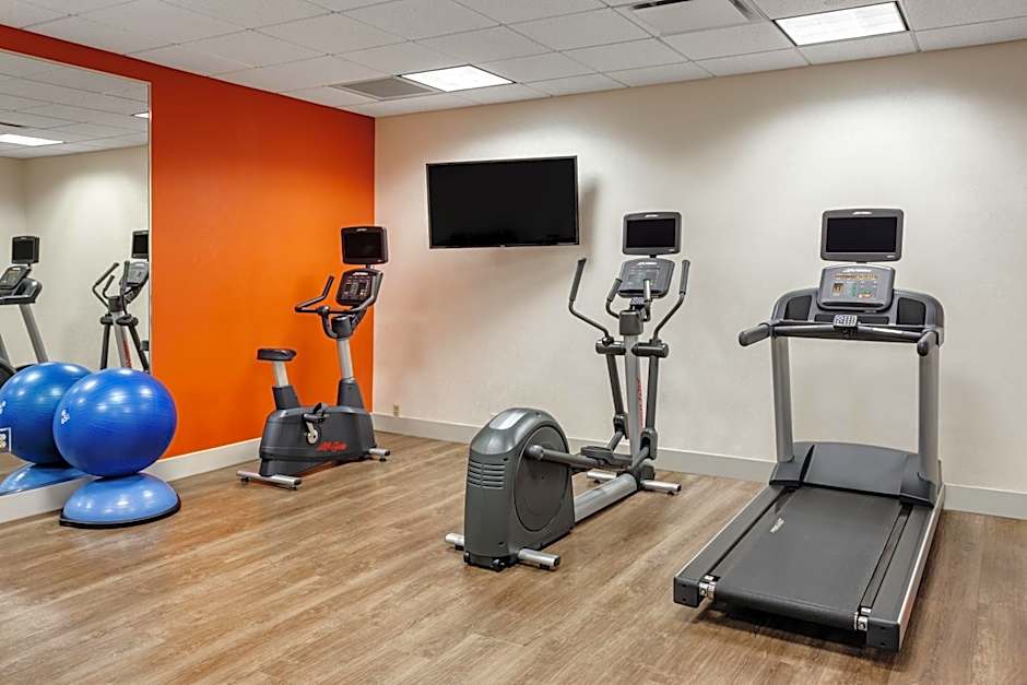 Holiday Inn Express & Suites South Portland By IHG