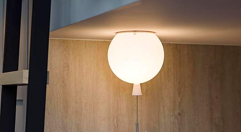 OLAH Poshtel Taichung Station