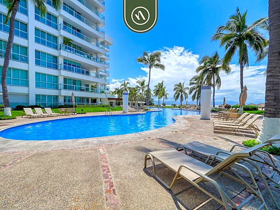 2BR Condo with Private Blacony - Oceean View