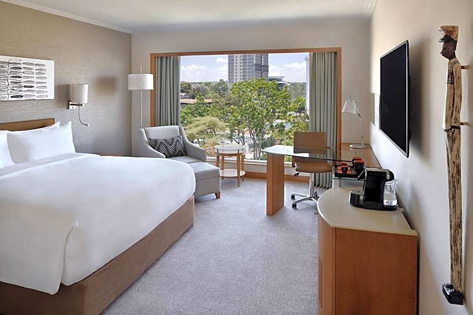 Sankara Nairobi, Autograph Collection