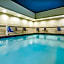 LaQuinta Suites by Wyndham South Bend Notre Dame Area